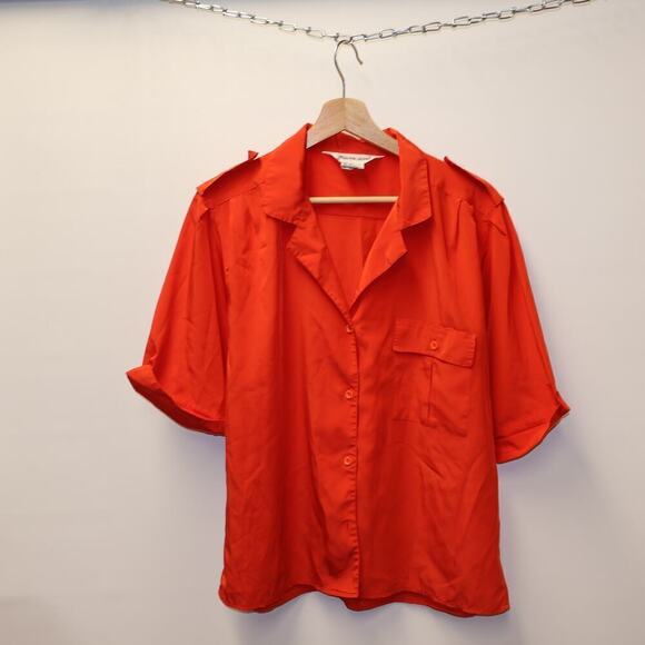 Sheridan Square Red Blouse Shoulder Tabs Short Sleeves Button Front Size 16 - Picture 12 of 13